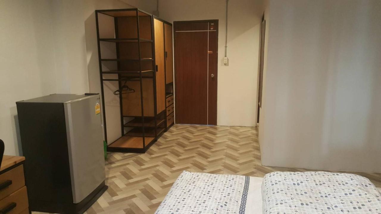 Js Mansion Hotell Bangkok Eksteriør bilde