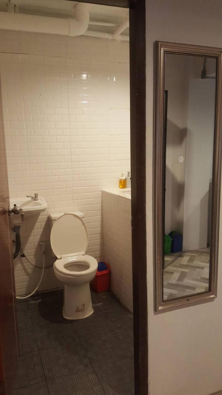 Js Mansion Hotell Bangkok Eksteriør bilde