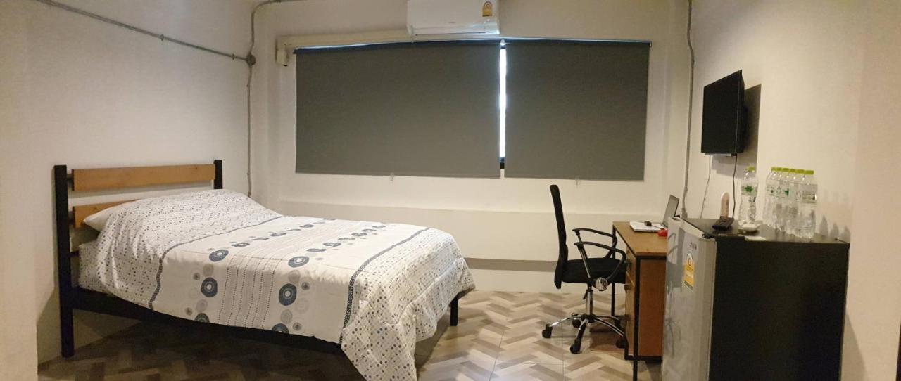 Js Mansion Hotell Bangkok Eksteriør bilde